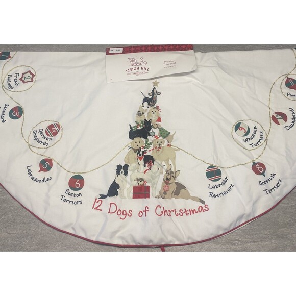 Sleigh Hill 12 Dogs of Christmas New  Tree Skirt 54 Lab Terrier Dachshund Poodle - Picture 4 of 5
